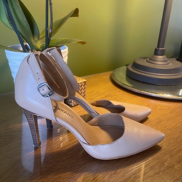 Lucky Brand Heels - Picture 2 of 7